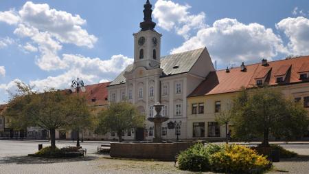 Rokycany měly loni mírný přebytek hospodaření, původně plánovaly vysoký schodek