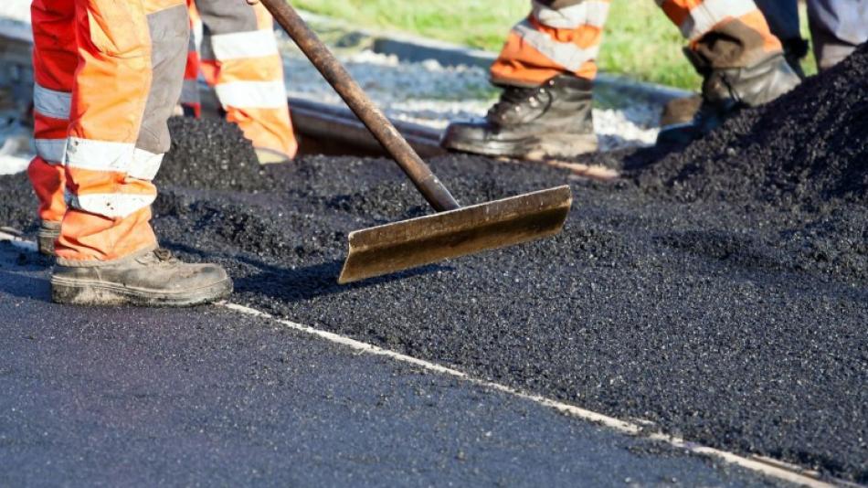 Řidiče projíždějící Stodem čekají komplikace. Začaly práce na hlavním průtahu!