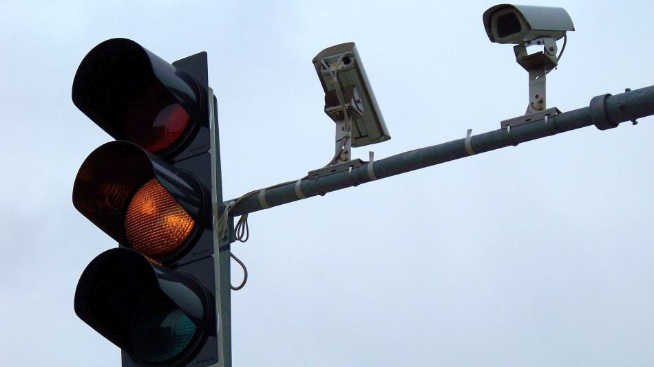 Na jedné z hlavních křižovatek v Plzni nepůjdou semafory! Provoz budou řídit policisté