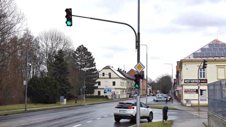 Domažlice svítí úsporněji. Město mění semafory za moderní LED návěstidla
