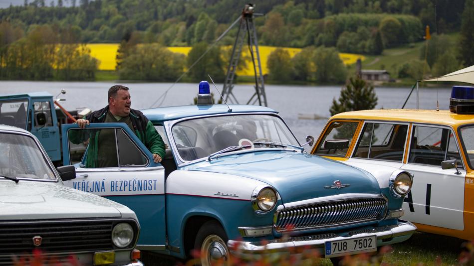 Majitelé socialistických aut a motorek si dali sraz v Hnačově