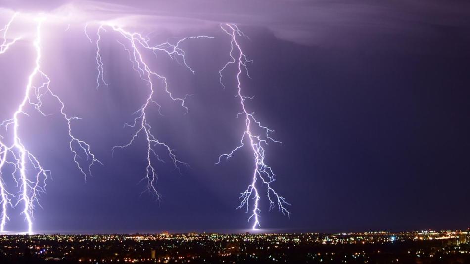 Meteorologové varují: Jihozápad Čech mají zasáhnout silné bouřky