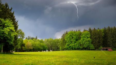 Meteorologové varují: Hrozí tvorba supercel!