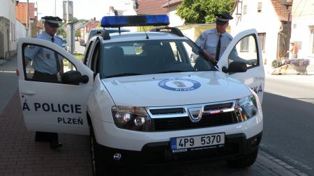 Plzeň má novou koncepci městské policie, počítá víc s jednočlennými hlídkami