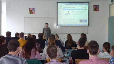 Středoškoláci v Karlovarském kraji dostanou stipendia za dobrý prospěch