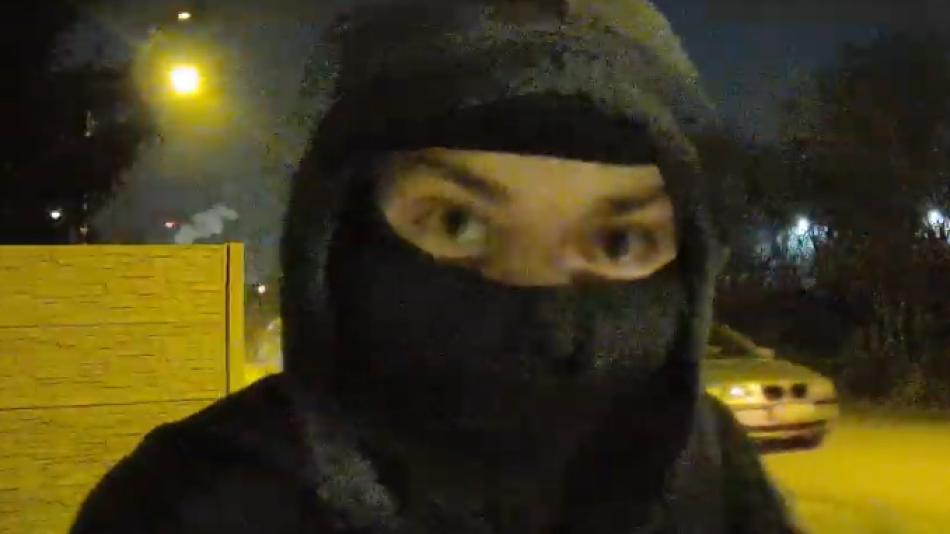 Ze zahradního domku zmizelo kolo i nářadí. Policisté pátrají po osobě na fotce!