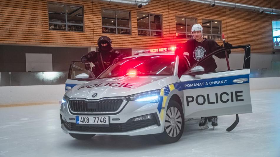 Buďte „bekem“ zákona a oblékněte dres karlovarské policie!