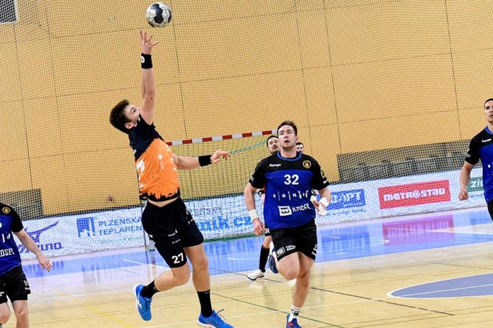 Házenkáři jsou po těsné prohře v Brně krok od šokujícího vyřazení