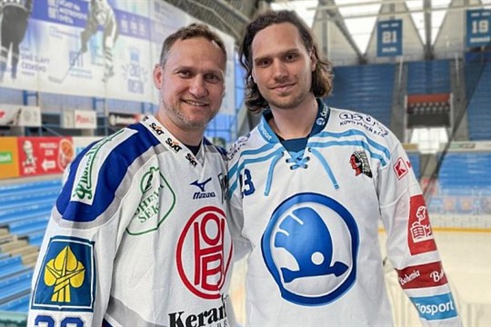 Mé vzpomínky na Plzeň? Dvoupatrový byt a pád do řeky při krmení káčátek, říká Zdeněk Sedlák