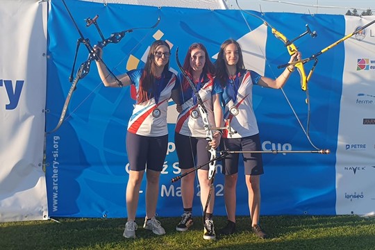 Plzeňské lukostřelkyně pokračují v medailovém tažení i na mezinárodním poli