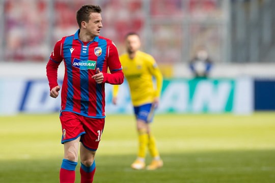 Kopic: Nevidím důvod, proč nepostoupit. Varuje před rukou ve vápně