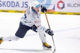 Když nevíš, co s pukem, vystřel. Vyplatilo se, smál se Zámorský po...