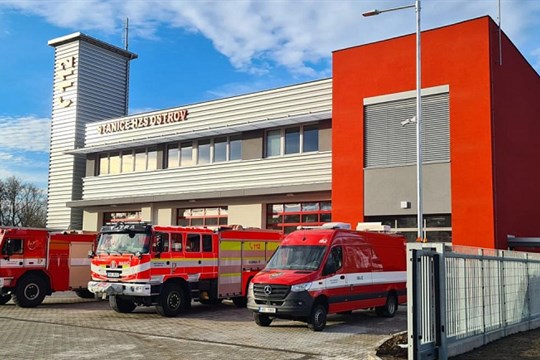 Hasiči v Ostrově mají novou stanici!
