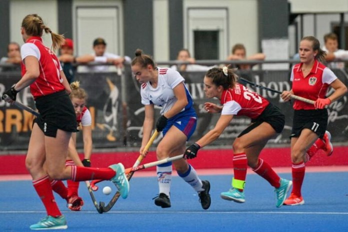 Život za volantem. Pozemní hokejistka Lucie Duchková o cestování mezi Plzní a Prahou