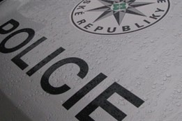 Milostné hrátky přišly muže draho, žena se dvěma kumpány...