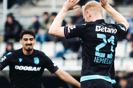 Plzeň otočila zápas v Olomouci, výhru trefil stoper Jemelka