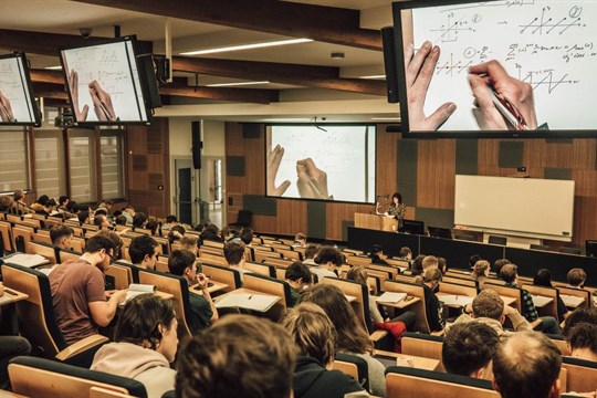 Nové obory budoucnosti: ZČU získala tři další akreditace