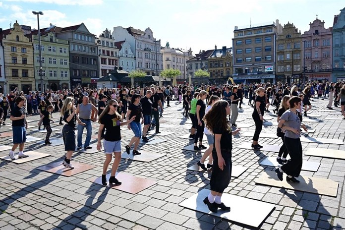 Plzeňský festival stepu je tady! Odstartují ho stepaři společnou choreografií na náměstí Republiky