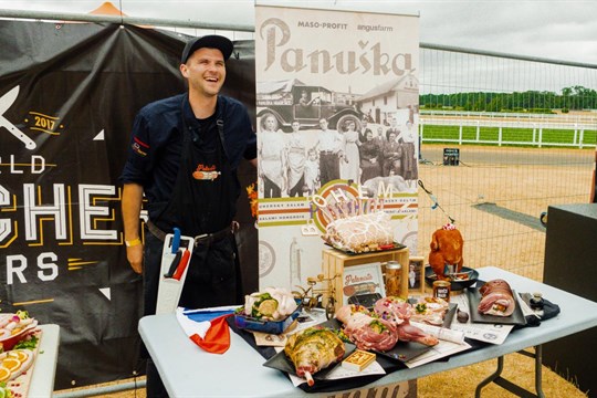 Český řezník Miroslav Panuška zazářil na World Butcher Wars 2025 v britském Ascotu! Czech Butcher Wars míří v říjnu do Plzně