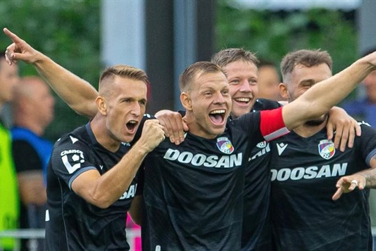 Plzeň si na úvod ligy zastřílela v Pardubicích