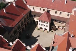 Hrad a zámek Horšovský Týn vás zve na divadelní představení pro...