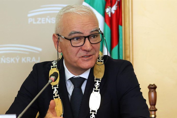 Novým hejtmanem Plzeňského kraje je poslanec Kamal Farhan z ANO