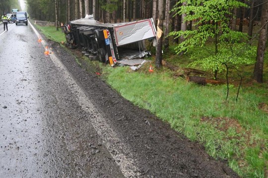 VIDEO: Úsek mezí Stráží nad Ohří a obcí Boč vyžaduje zvýšenou pozornost
