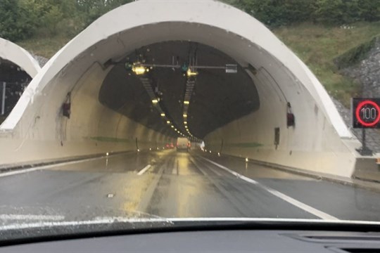 Dálničním tunelem Valík řidiči neprojedou