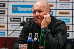 Dostáváme se do křeče, připouští kouč Viktorie Koubek. Tlaku prý...