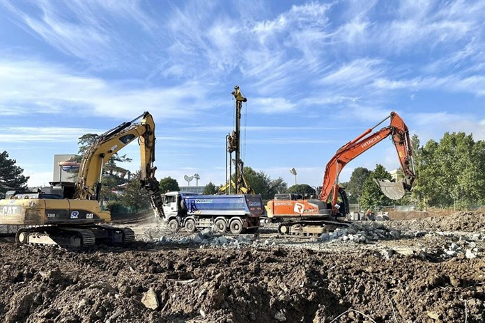 Začala dlouho očekávaná výstavba nového zimního stadionu v Uherském Hradišti