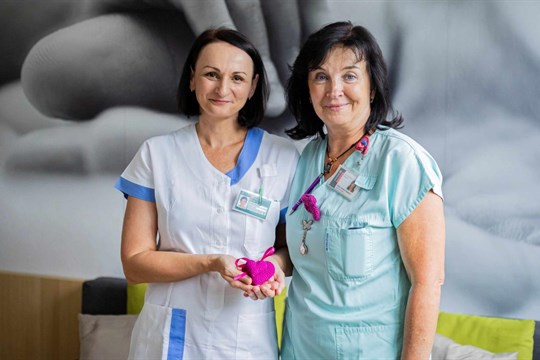 Zdravotnice z Baťovky bojují o cenu Purpurové srdce rodičů. Hlasovat pro ně můžete do konce října
