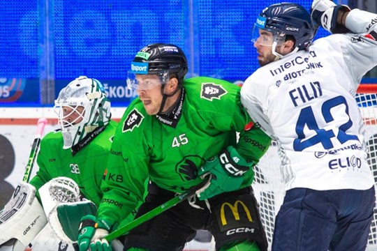 Hokejisté Plzně porazili Mladou Boleslav a vedou extraligu, Malík má první nulu v sezóně