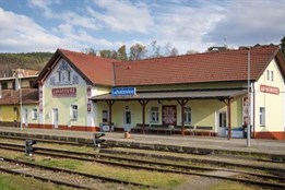 Před 120 lety přijel do Luhačovic první vlak