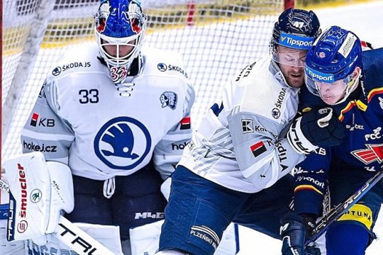 Dobrý tým třikrát v řadě neprohrává, smál se plzeňský gólman Růžička