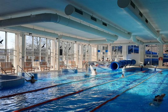 Plavání a bruslení za 28 korun. Rokycany opět chystají oblíbenou akci pro děti