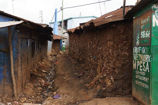 Linda Piknerová: Kibera. Život v největším africkém slumu s „létajícím záchodem“