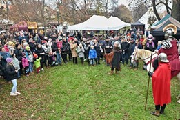 Svatý Martin přivezl do Bolevce husu, víno i dobrou nálad