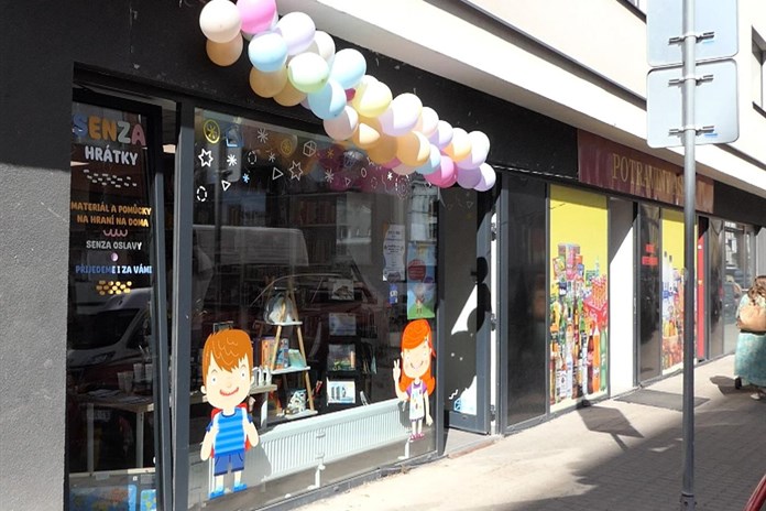 V centru Plzně se otevřel nový obchod pro zvídavé děti!