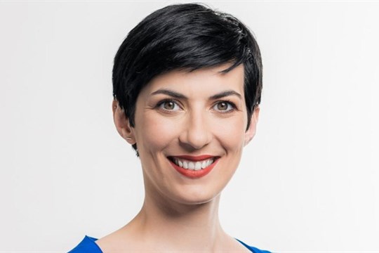 Pekarová Adamová – politický propadák, který táhne TOP 09 ke dnu