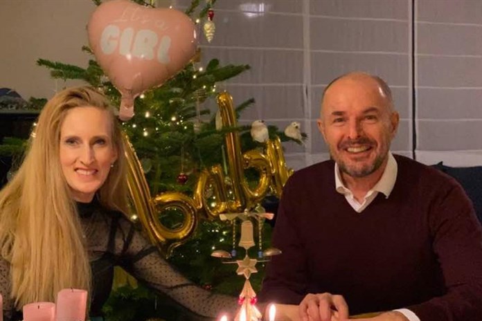 Vánoční dáreček poslance a náměstka. Se svoji ženou čeká miminko!