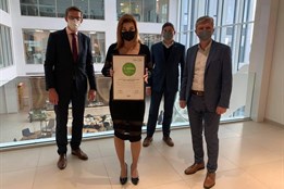 Poslankyně Barbora Kořanová obdržela za projekt bankovní identity...