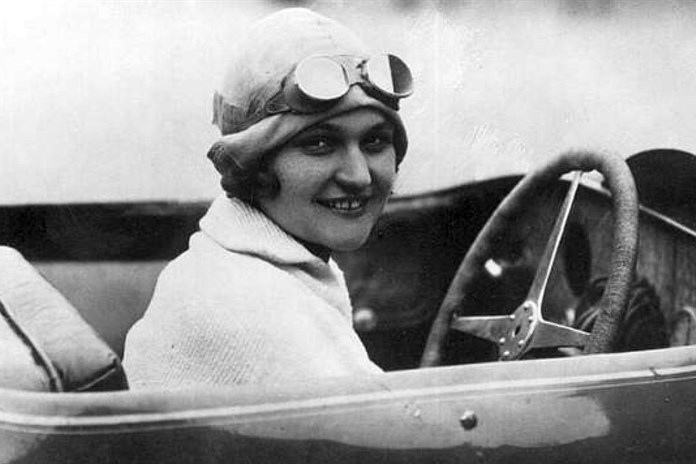 Tip na neděli: Vzpomínková jízda - Výročí 100 let prvního závodu Elišky Junkové