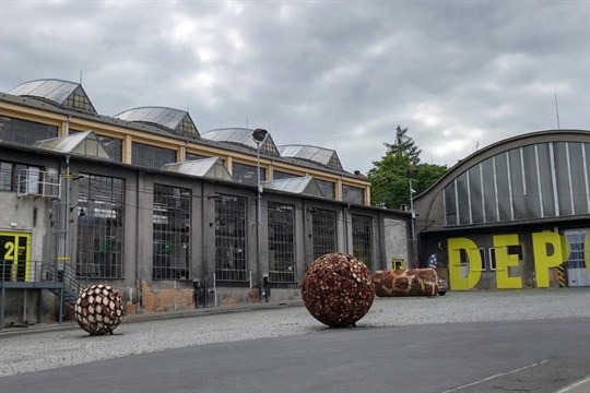 Plzeň bude mít do jara 2026 opravenou první ze dvou velkých hal centra DEPO2015