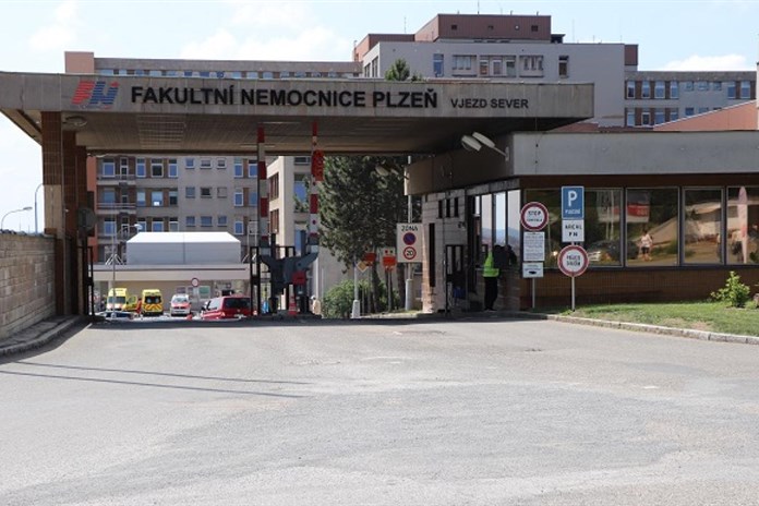 Movember není jen o knírech. Fakultní nemocnice v Plzni nabízí preventivní krevní test zdarma