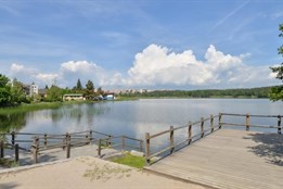 Léto může začít. Velký bolevecký rybník je připravený na sezónu