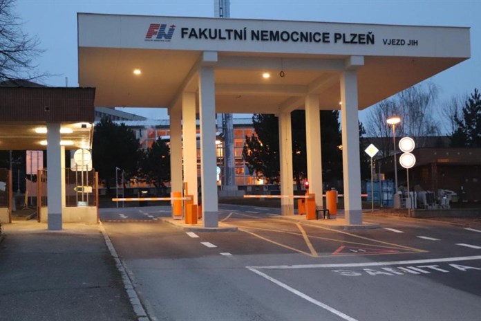 FN Plzeň zahájila režim úsporných opatření, vymění žárovky a sníží teplotu