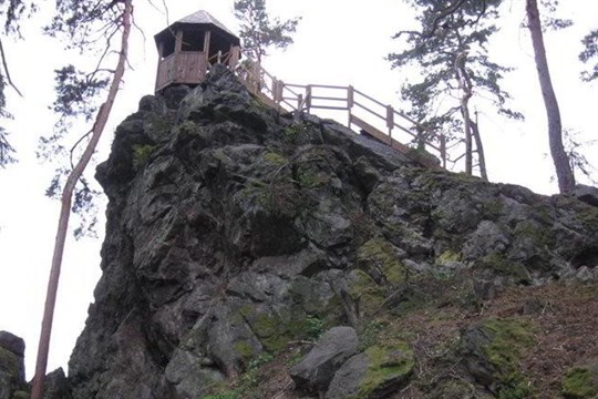 Kam za pěknou vyhlídkou? Co třeba Mariina skála!