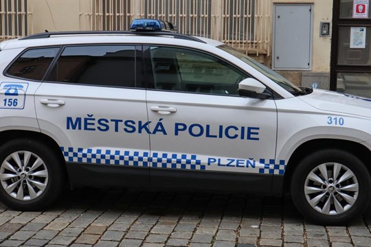 V plzeňských ulicích přibude strážníků