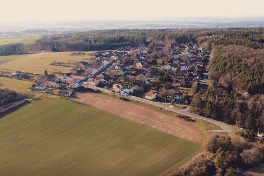 Obec Chlumčany nabízí stavební pozemky v atraktivní lokalitě Hradčany