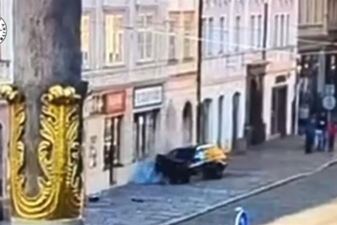 Primátor Plzně k závodění na náměstí: „Spravedlnost zvítězila“